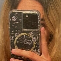 Haley Henderson Naakt