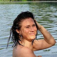 Hat wer was von Louisa dellert? Naakt