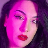 Heavenly Naomi Naakt