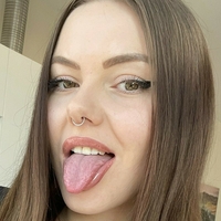 hollyspicy Naakt