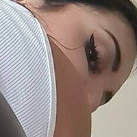 honeybe.e Naakt