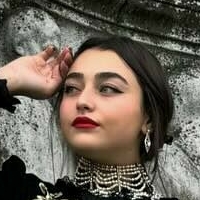 Ines Abdelli Naakt