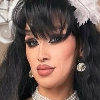 IskraElectrical Naakt