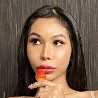 Ivy Thai Naakt