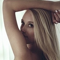 Jeanette Larsen Naakt