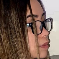 Jenessa Naakt
