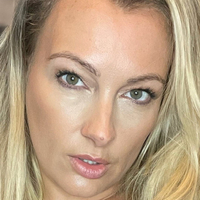 Juicy Lucie Naakt
