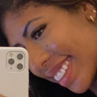 Julha Souza Naakt