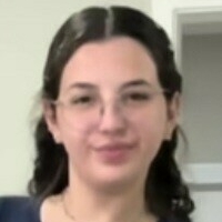 Julia Dourado Naakt