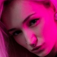 Julia Tyki Naakt
