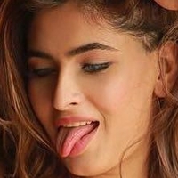 Karishma Sharma Naakt
