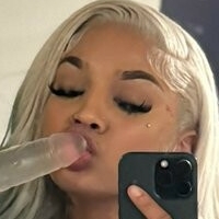 Kelis Gabriela Naakt