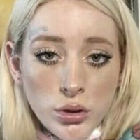 Kelly Medanie Naakt