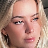 Kelsey Remige Naakt