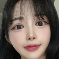 Kim Yun Jeong Naakt