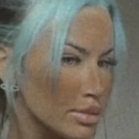 Kourtney Powell Naakt