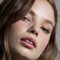Kristine Froseth Naakt