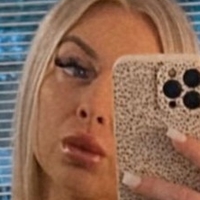 lelizabeth Naakt