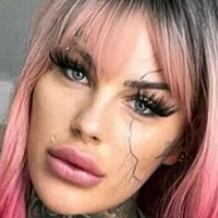 Leoni "Barbie" Baltz Naakt