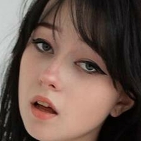 Lilakame Naakt