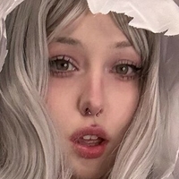 Lowkey Dead Inside Naakt