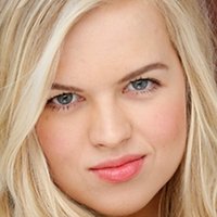 Maddie McCormick Naakt