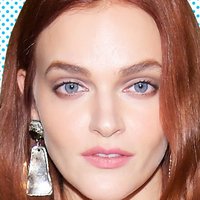 Madeline Brewer Naakt