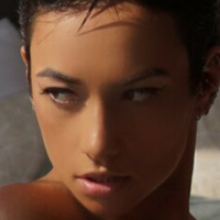 Maira Prestes Naakt