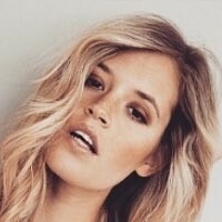 Mara Landwehrs (Belger) Naakt