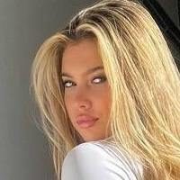 Mariel Alverez Fernandez Naakt
