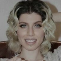 minoorita Naakt