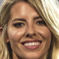 Mollie King Naakt