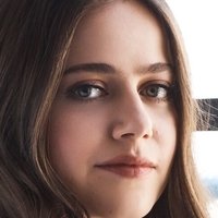 Molly Gordon Naakt