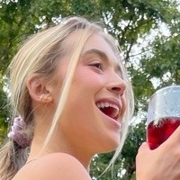 Natalie Decker Naakt