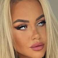 Natalie Rihova Naakt