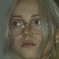 neoliberalhell Naakt