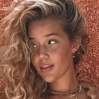 Olivia Ponton Naakt