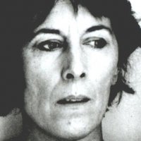 Pauline Melville Naakt