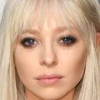 Portia Doubleday Naakt