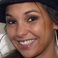 Rania Zeriri Naakt