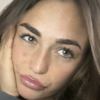 Reisse Aston Belle Naakt