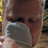 retr0fag Naakt