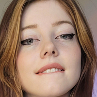 Rylie Rowan Naakt