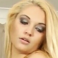 Sam Bowden Naakt