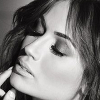 Sara Uribe Naakt