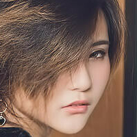 Sasako Naakt