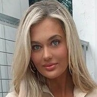 Savannah DeLane Morris Naakt