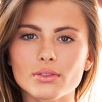 Shelby Bay Naakt