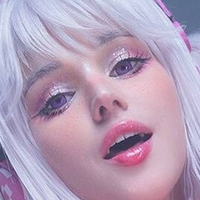 Shirogane-Sama Social Media Thread Naakt