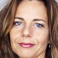 Simone Walraven Naakt